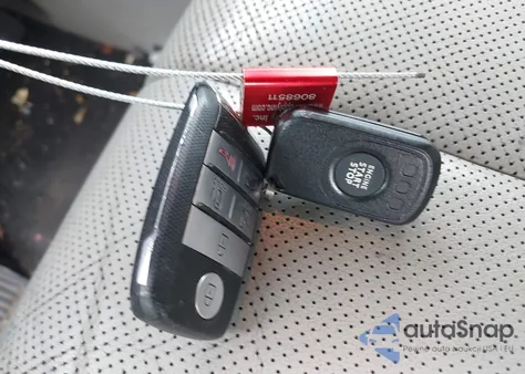 2016 Kia Sedona Sx z USA, uszkodzony, nr VIN KNDMC5C10G6139935